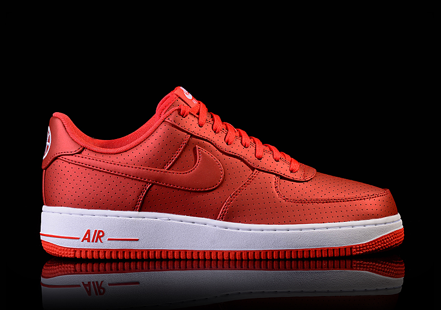 NIKE AIR FORCE 1 '07 ACTION pour €85,00 | Basketzone.net