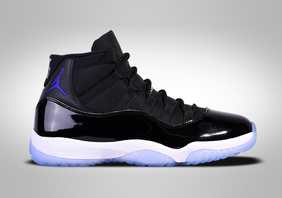 NIKE AIR JORDAN 11 RETRO SPACE JAM BG (SMALLER SIZE) pour €145,00 ... NIKE AIR JORDAN 11 RETRO SPACE JAM BG