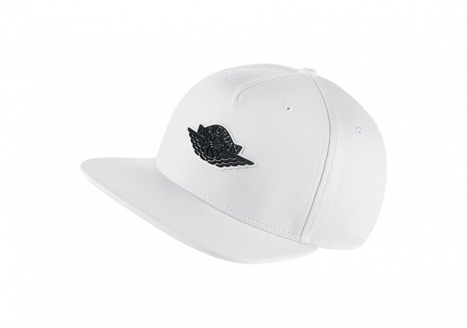 NIKE AIR JORDAN WINGS STRAPBACK HAT WHITE