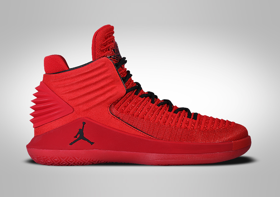 NIKE AIR JORDAN XXXII ROSSO CORSA pour 159 00fr Basketzone