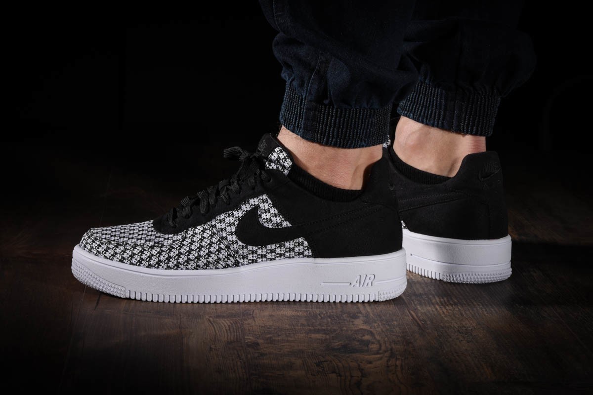 NIKE AIR FORCE 1 ULTRAFORCE CRFT BLACK pour 120 00 kicksmaniac