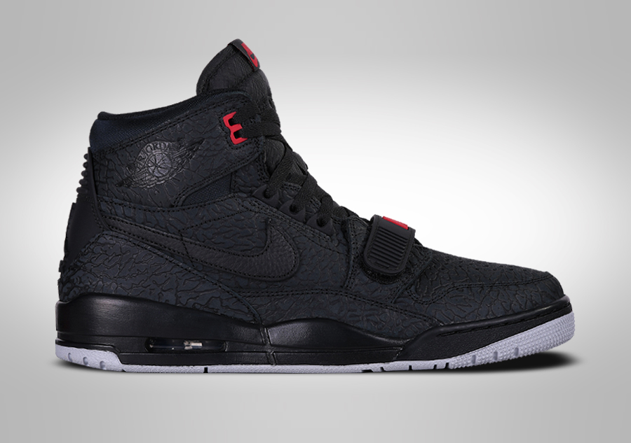 NIKE AIR JORDAN LEGACY 312 ELEPHANT PRINT BRED pour €157,50 ...