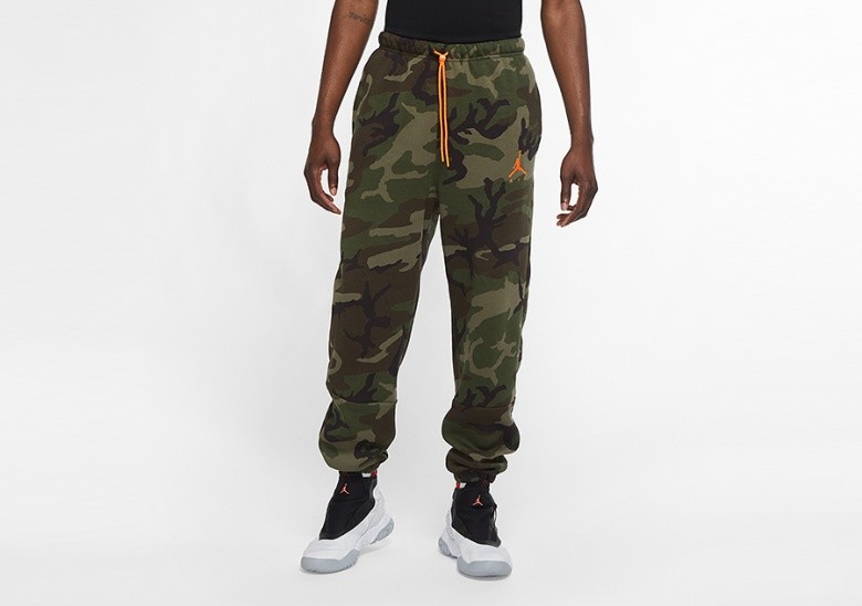 NIKE AIR JORDAN JUMPMAN AIR CAMO FLEECE PANTS MEDIUM OLIVE
