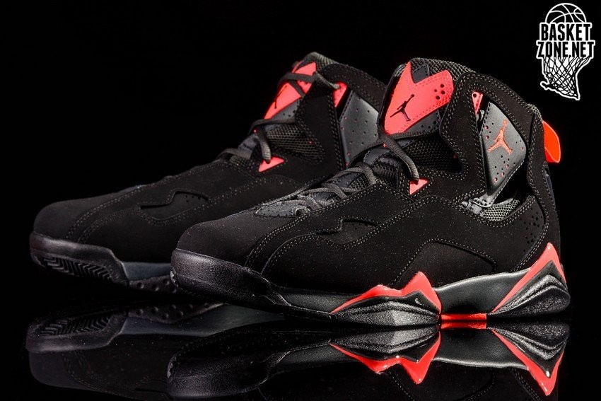 Nike air jordan true best sale flight black infrared 23